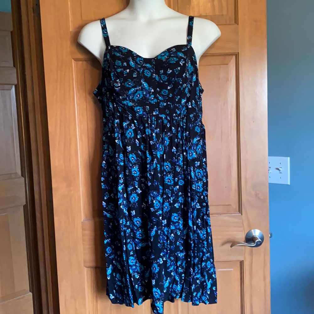 Torrid floral dress. Size 2.